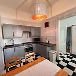Stylish Flat In City Centre